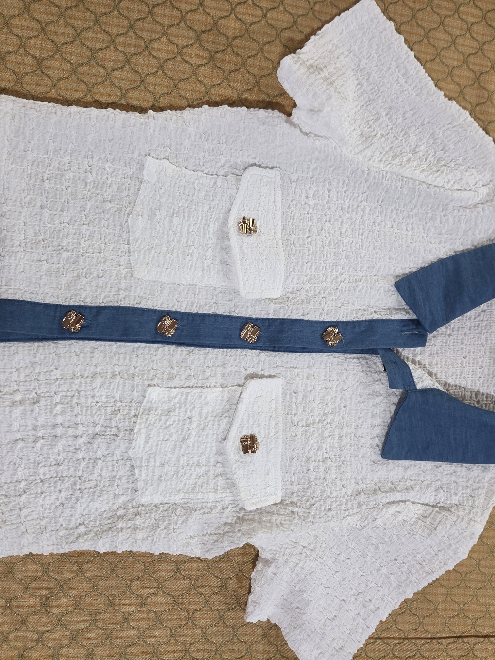 Alice Blue White Textured Short-Sleeve Button-Down Shirt with Blue Trim